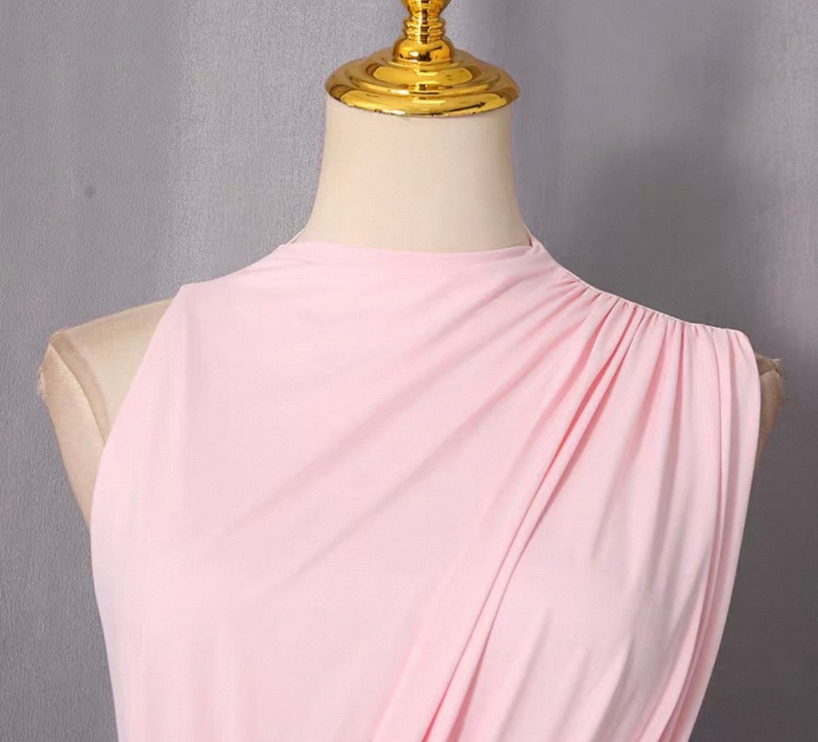 فستان وردي انيق