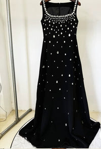 فستان اسود طويل راقي