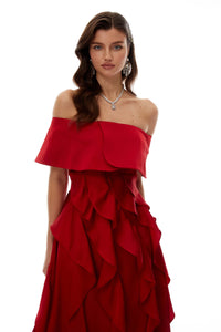 فستان احمر انيق