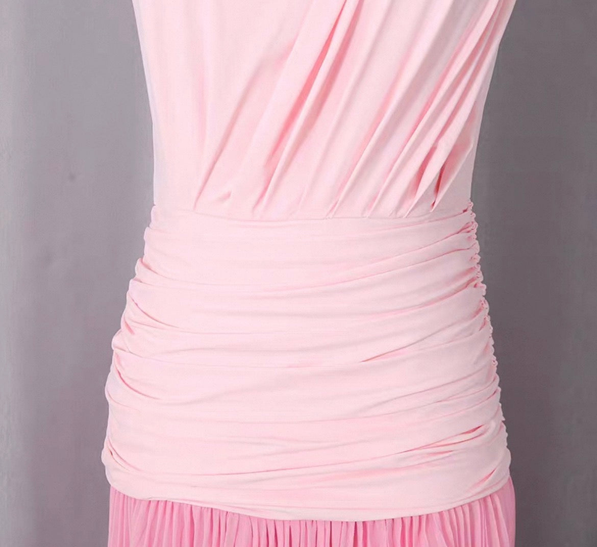 فستان وردي انيق