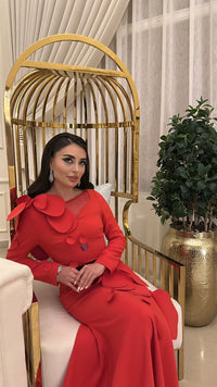 فستان طويل باكمام